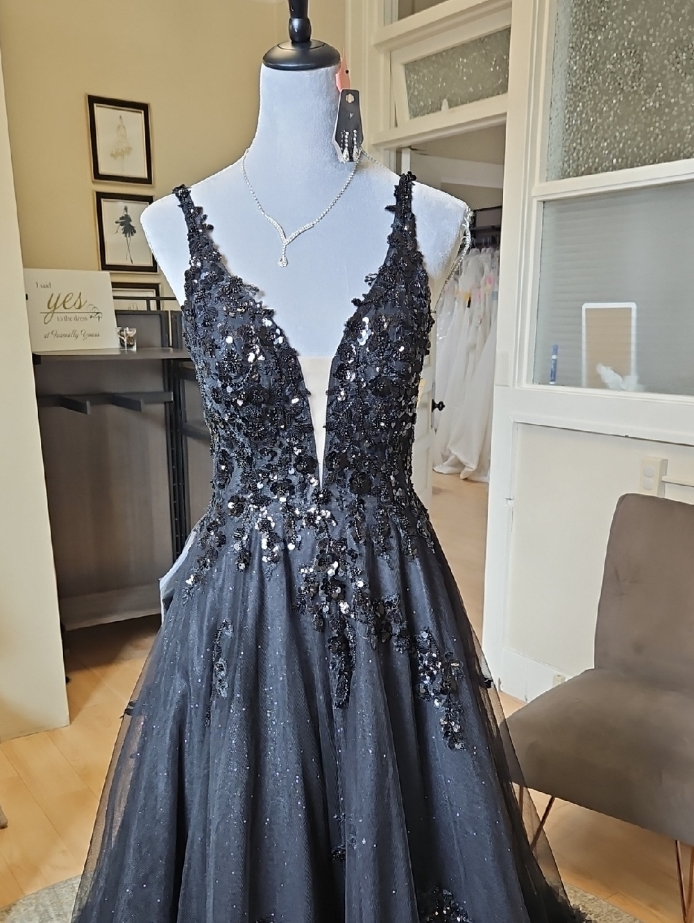 Size 6 Black Tank Strap Open Back Sparkle/Sequin Ballgown By Amarra - Picture 3 of 15